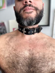 Leather collar