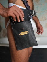 Load image into Gallery viewer, Leather side bag
